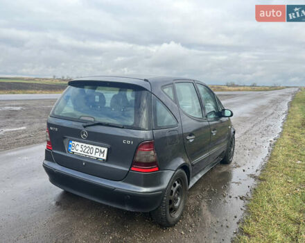 Серый Мерседес А класс, объемом двигателя 1.69 л и пробегом 297 тыс. км за 3000 $, фото 6 на Automoto.ua