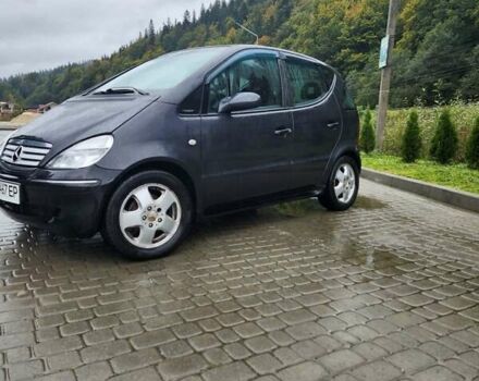 Серый Мерседес А класс, объемом двигателя 1.7 л и пробегом 281 тыс. км за 3200 $, фото 9 на Automoto.ua