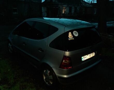 Сірий Мерседес А клас, об'ємом двигуна 1.7 л та пробігом 259 тис. км за 3350 $, фото 2 на Automoto.ua