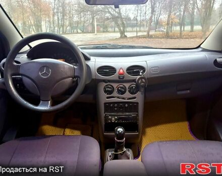 Серый Мерседес А класс, объемом двигателя 1.4 л и пробегом 230 тыс. км за 2950 $, фото 6 на Automoto.ua