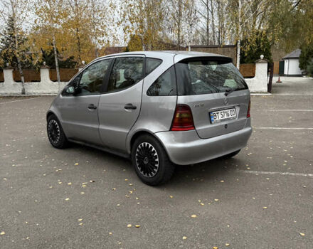 Серый Мерседес А класс, объемом двигателя 1.7 л и пробегом 300 тыс. км за 2600 $, фото 6 на Automoto.ua