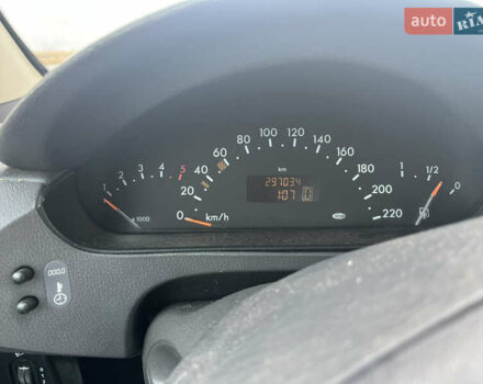 Серый Мерседес А класс, объемом двигателя 1.69 л и пробегом 297 тыс. км за 3000 $, фото 12 на Automoto.ua