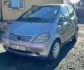 Сірий Мерседес А клас, об'ємом двигуна 1.7 л та пробігом 280 тис. км за 800 $, фото 1 на Automoto.ua