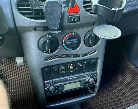 Серый Мерседес А класс, объемом двигателя 1.7 л и пробегом 390 тыс. км за 3000 $, фото 4 на Automoto.ua