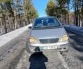 Серый Мерседес А класс, объемом двигателя 1.7 л и пробегом 250 тыс. км за 1000 $, фото 1 на Automoto.ua