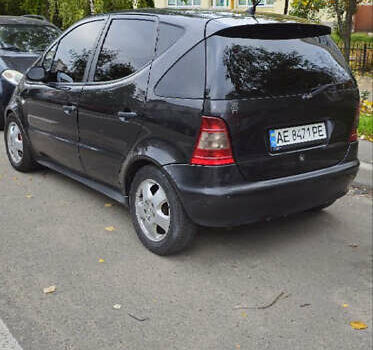 Серый Мерседес А класс, объемом двигателя 1.69 л и пробегом 200 тыс. км за 3350 $, фото 5 на Automoto.ua