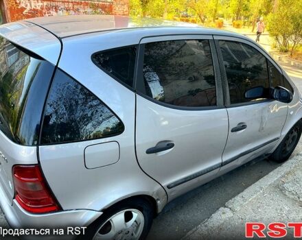 Серый Мерседес А класс, объемом двигателя 1.7 л и пробегом 390 тыс. км за 3000 $, фото 8 на Automoto.ua