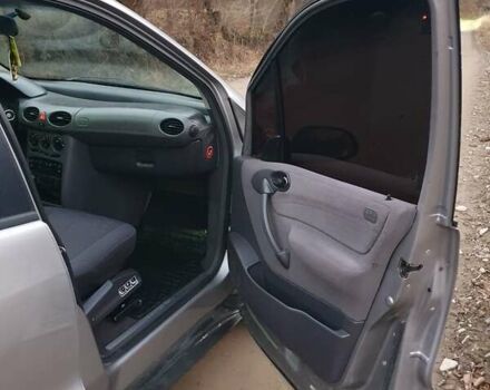 Сірий Мерседес А клас, об'ємом двигуна 1.7 л та пробігом 280 тис. км за 2750 $, фото 36 на Automoto.ua