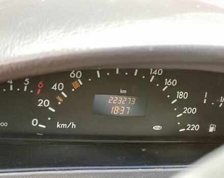 Сірий Мерседес А клас, об'ємом двигуна 1.6 л та пробігом 223 тис. км за 3000 $, фото 4 на Automoto.ua