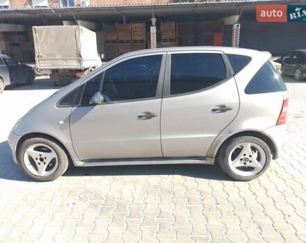 Серый Мерседес А класс, объемом двигателя 1.6 л и пробегом 233 тыс. км за 4500 $, фото 5 на Automoto.ua