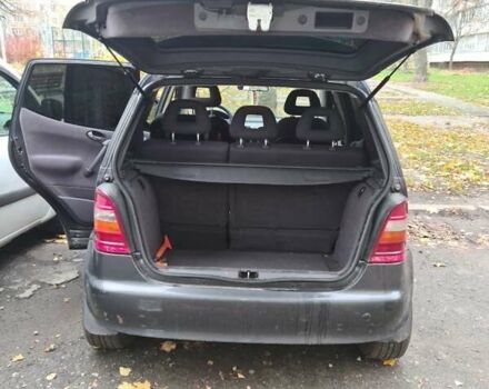 Сірий Мерседес А клас, об'ємом двигуна 1.7 л та пробігом 311 тис. км за 3200 $, фото 5 на Automoto.ua