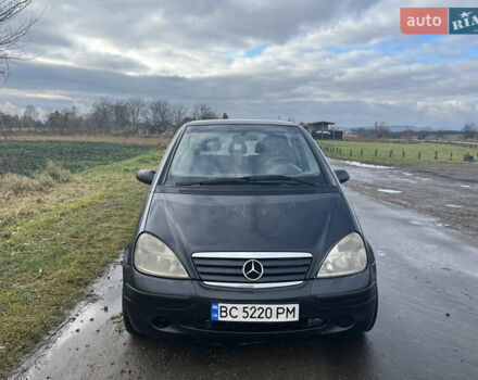 Серый Мерседес А класс, объемом двигателя 1.69 л и пробегом 297 тыс. км за 3000 $, фото 10 на Automoto.ua