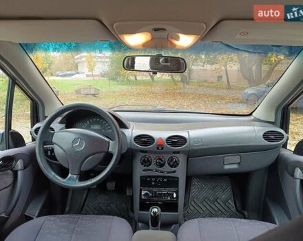Мерседес А класс 2000 в Виннице на Automoto.ua Серый Мерседес А класс, объемом двигателя 1.6 л и пробегом 177 тыс. км за 4000 $, фото 11 на Automoto.ua