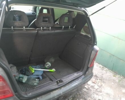 Серый Мерседес А класс, объемом двигателя 1.7 л и пробегом 380 тыс. км за 3200 $, фото 13 на Automoto.ua