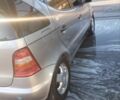 Серый Мерседес А класс, объемом двигателя 1.4 л и пробегом 130 тыс. км за 2300 $, фото 2 на Automoto.ua