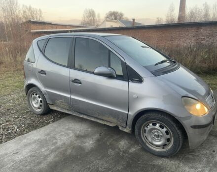 Серый Мерседес А класс, объемом двигателя 1.7 л и пробегом 250 тыс. км за 758 $, фото 4 на Automoto.ua