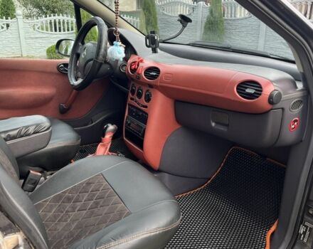 Серый Мерседес А класс, объемом двигателя 1.7 л и пробегом 340 тыс. км за 2950 $, фото 5 на Automoto.ua