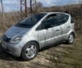 Сірий Мерседес А клас, об'ємом двигуна 1.7 л та пробігом 270 тис. км за 2500 $, фото 1 на Automoto.ua