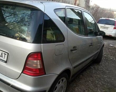 Сірий Мерседес А клас, об'ємом двигуна 1.4 л та пробігом 200 тис. км за 3250 $, фото 4 на Automoto.ua