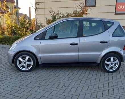 Сірий Мерседес А клас, об'ємом двигуна 1.7 л та пробігом 232 тис. км за 4000 $, фото 46 на Automoto.ua