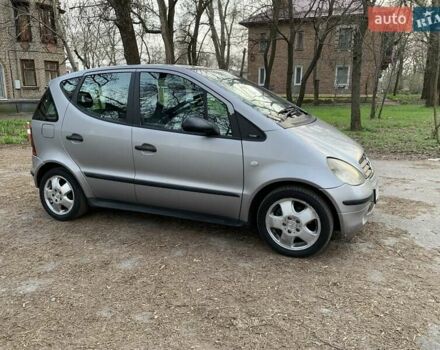 Серый Мерседес А класс, объемом двигателя 1.69 л и пробегом 290 тыс. км за 2900 $, фото 7 на Automoto.ua