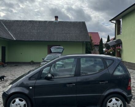 Серый Мерседес А класс, объемом двигателя 1.7 л и пробегом 340 тыс. км за 2950 $, фото 1 на Automoto.ua