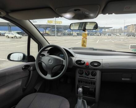 Сірий Мерседес А клас, об'ємом двигуна 1.4 л та пробігом 176 тис. км за 2700 $, фото 14 на Automoto.ua