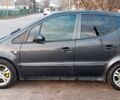 Серый Мерседес А класс, объемом двигателя 1.7 л и пробегом 300 тыс. км за 2000 $, фото 5 на Automoto.ua