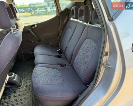 Серый Мерседес А класс, объемом двигателя 1.7 л и пробегом 251 тыс. км за 3600 $, фото 7 на Automoto.ua