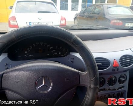 Серый Мерседес А класс, объемом двигателя 1.7 л и пробегом 214 тыс. км за 3700 $, фото 8 на Automoto.ua