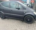 Сірий Мерседес А клас, об'ємом двигуна 1.7 л та пробігом 300 тис. км за 3600 $, фото 2 на Automoto.ua