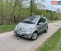 Серый Мерседес А класс, объемом двигателя 1.69 л и пробегом 321 тыс. км за 3000 $, фото 1 на Automoto.ua