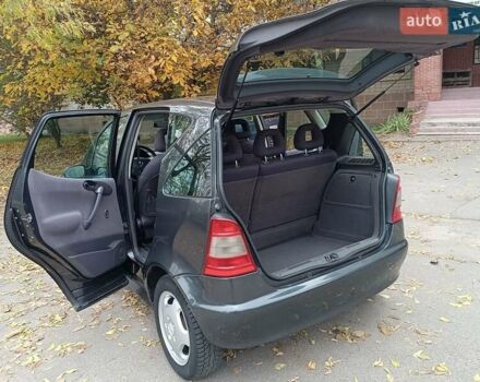 Мерседес А класс 2000 в Виннице на Automoto.ua Серый Мерседес А класс, объемом двигателя 1.6 л и пробегом 177 тыс. км за 4000 $, фото 26 на Automoto.ua