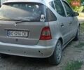 Сірий Мерседес А клас, об'ємом двигуна 1.4 л та пробігом 240 тис. км за 2500 $, фото 4 на Automoto.ua