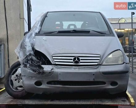 Сірий Мерседес А клас, об'ємом двигуна 1.69 л та пробігом 250 тис. км за 1500 $, фото 3 на Automoto.ua