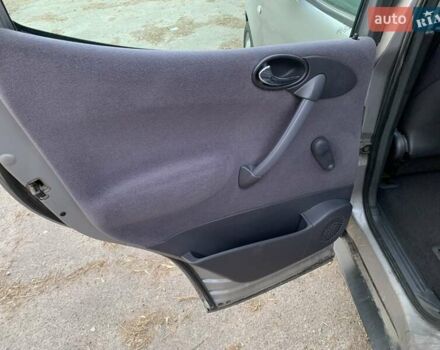 Серый Мерседес А класс, объемом двигателя 1.69 л и пробегом 290 тыс. км за 2900 $, фото 10 на Automoto.ua