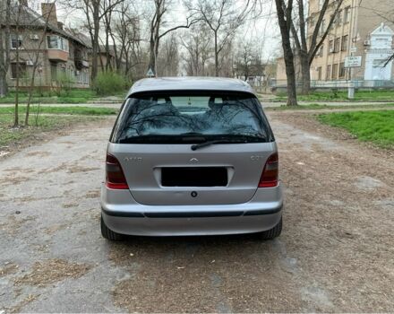 Серый Мерседес А класс, объемом двигателя 1.7 л и пробегом 290 тыс. км за 2900 $, фото 4 на Automoto.ua