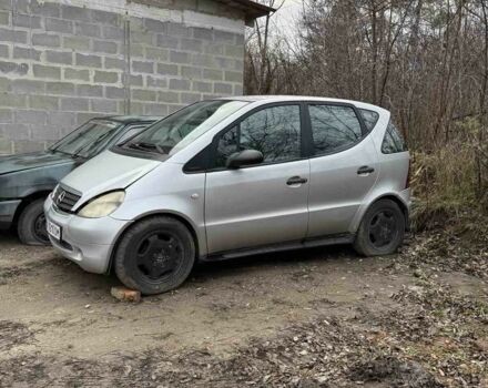 Сірий Мерседес А клас, об'ємом двигуна 1.7 л та пробігом 360 тис. км за 990 $, фото 2 на Automoto.ua