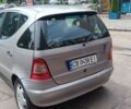 Серый Мерседес А класс, объемом двигателя 1.6 л и пробегом 200 тыс. км за 3500 $, фото 1 на Automoto.ua