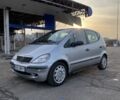 Сірий Мерседес А клас, об'ємом двигуна 1.7 л та пробігом 260 тис. км за 2100 $, фото 1 на Automoto.ua