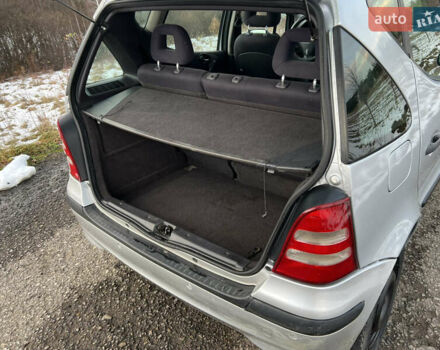 Серый Мерседес А класс, объемом двигателя 1.7 л и пробегом 213 тыс. км за 2999 $, фото 17 на Automoto.ua