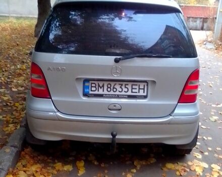 Серый Мерседес А класс, объемом двигателя 1.6 л и пробегом 220 тыс. км за 3200 $, фото 2 на Automoto.ua