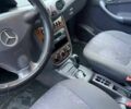 Серый Мерседес А класс, объемом двигателя 1.7 л и пробегом 125 тыс. км за 950 $, фото 5 на Automoto.ua