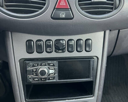 Серый Мерседес А класс, объемом двигателя 1.7 л и пробегом 213 тыс. км за 2999 $, фото 23 на Automoto.ua