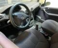 Серый Мерседес А класс, объемом двигателя 1.7 л и пробегом 250 тыс. км за 950 $, фото 2 на Automoto.ua