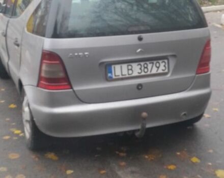 Серый Мерседес А класс, объемом двигателя 2 л и пробегом 270 тыс. км за 1426 $, фото 3 на Automoto.ua