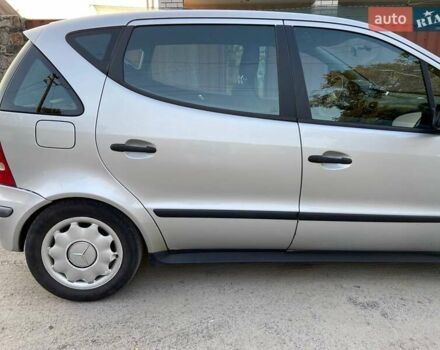 Мерседес А клас 2001 у Дніпро (Дніпропетровську) на Automoto.ua Сірий Мерседес А клас, об'ємом двигуна 1.7 л та пробігом 330 тис. км за 3900 $, фото 4 на Automoto.ua