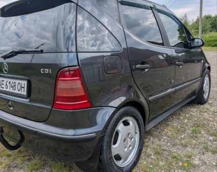 Серый Мерседес А класс, объемом двигателя 1.7 л и пробегом 320 тыс. км за 3500 $, фото 6 на Automoto.ua