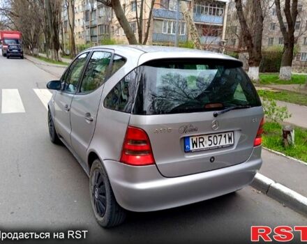 Серый Мерседес А класс, объемом двигателя 17 л и пробегом 302 тыс. км за 1200 $, фото 4 на Automoto.ua