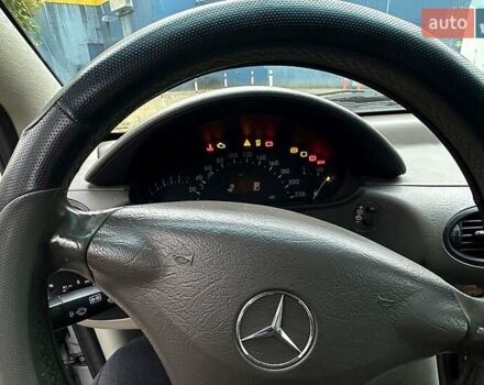 Серый Мерседес А класс, объемом двигателя 1.9 л и пробегом 273 тыс. км за 3800 $, фото 9 на Automoto.ua